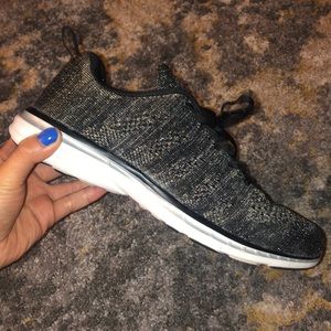 APL TECHLOOM PRO SNEAKERS